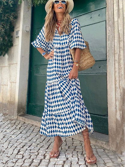 Bohemian Printed Maxi Dress - Flowy Boho-Chic Silhouette with Vibrant Pattern